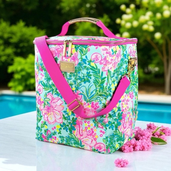 Lilly Pulitzer Handbags - Lilly Pulitzer Wine Carrier Insulated Cooler Tote in Fruity Flamingo | NWT
